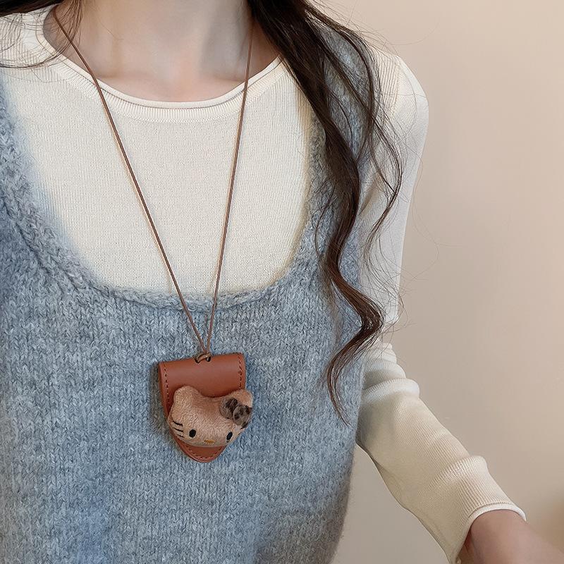 Autumn and winter retro coffee color tiger's eye stone pearl necklace temperament collarbone chain Maillard necklace women