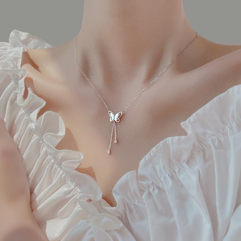 Shiny Butterfly Necklace Ladies Exquisite Clavicle Chain Necklace Jewelry For Ladies Gift