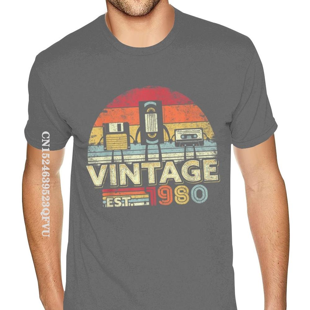 1980 Shirt Vintage 40th Birthday Gift Mens Tshirt Funny Music Tech Wholesale T-Shirt Men Plus Size Mens Plain Shirts