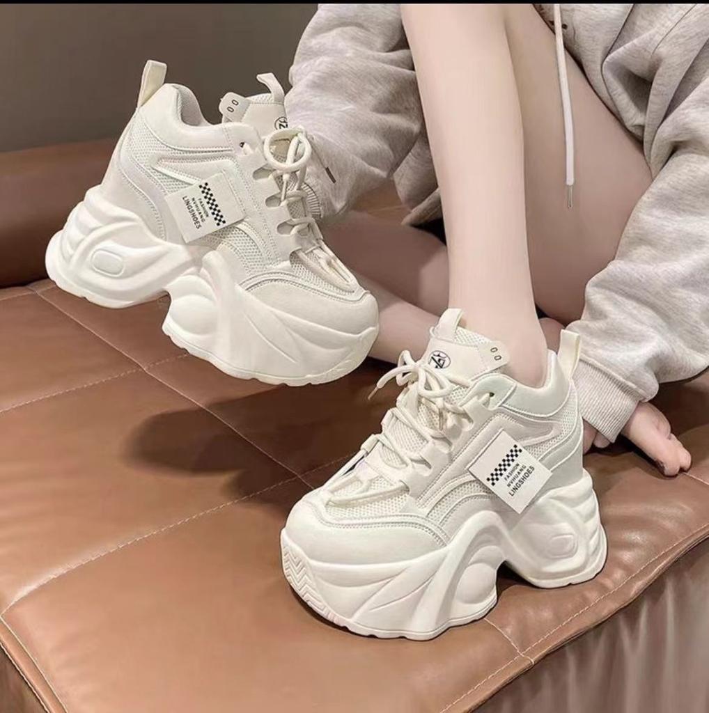 Small man thick-soled inner height increase dad shoes women's new velvet warm sports casual cotton shoes in autumn and winter 2025