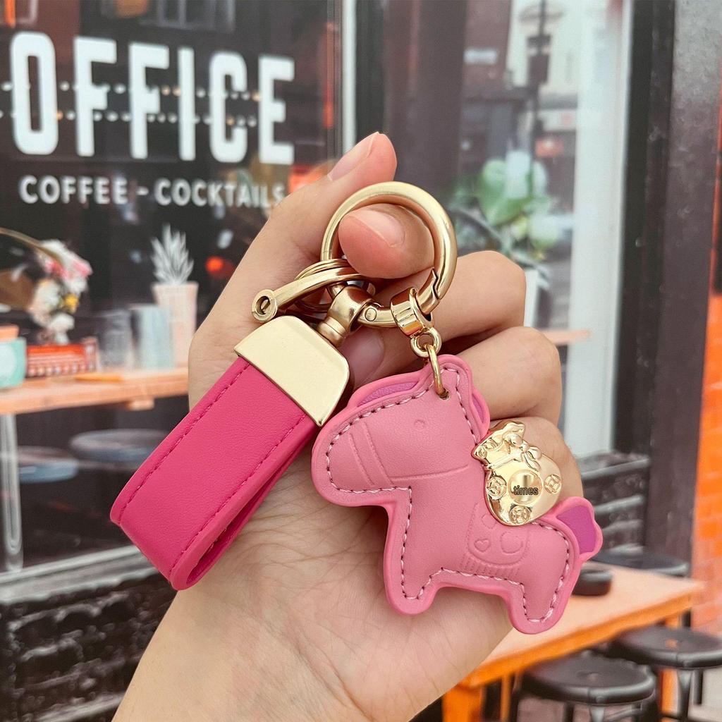 Portachiavi in Pelle con Ciondolo Pony Cartone Animato: Braccialetto della Ricchezza Immediata per Coppie, Accessorio per Auto e Borsa