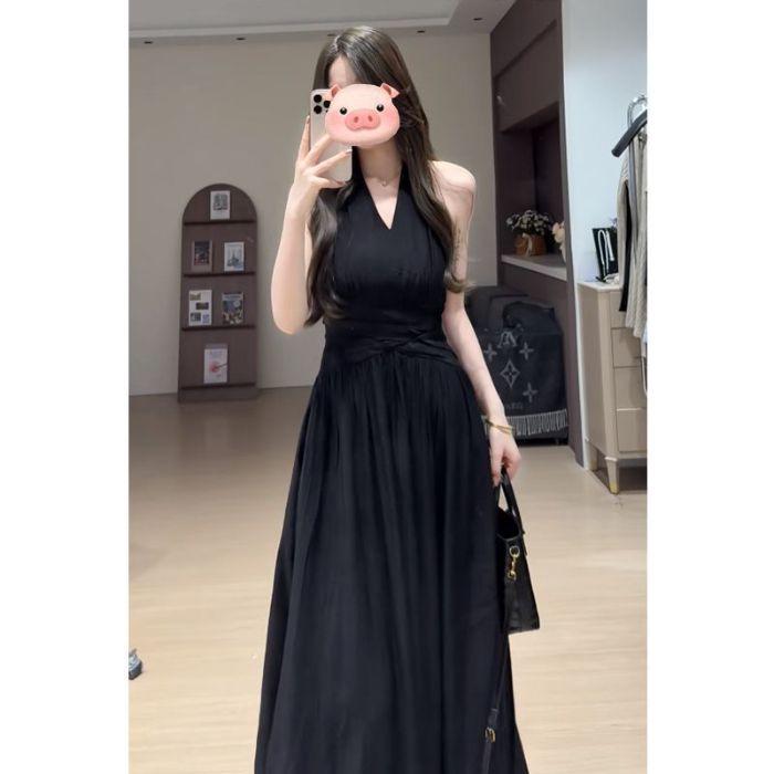 Elegant 2026 French Slimming Summer Dress: Sleeveless, Waist-Cinched, Trendy Design S