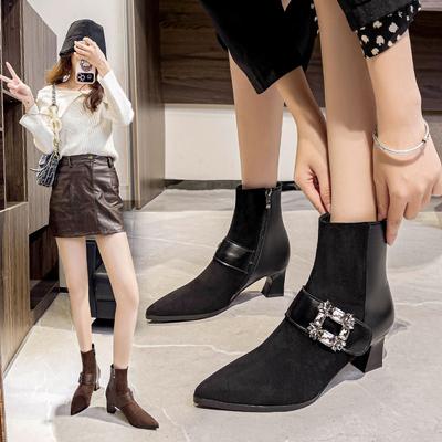 Sapatos de mulher