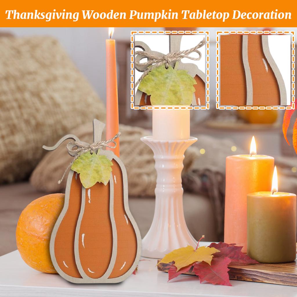 Thanksgiving-Tischdekoration aus Holz in Kürbisform mit geschichteten Tabletts