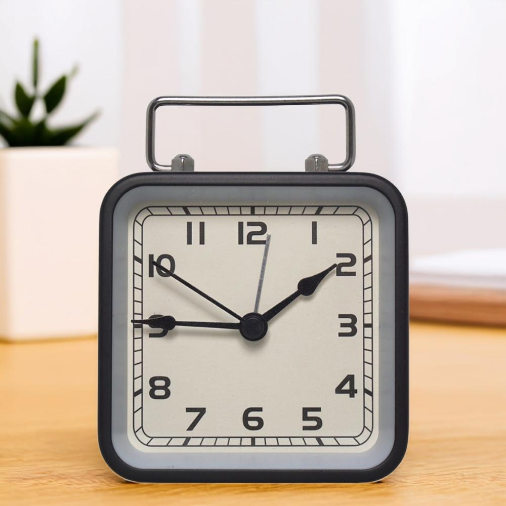 Metall quadratischer kleiner Wecker Kinder Schreibtisch Stille Uhr Student Nachttisch Schlummer Leuchtet im Dunkeln Quarz Tischuhr
