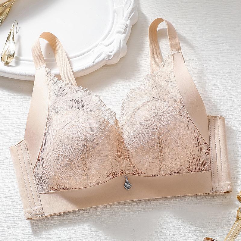 New High-end Lace Soft Breast Adjustment Bra Cover Gathers Steel-free Mulberry Silk