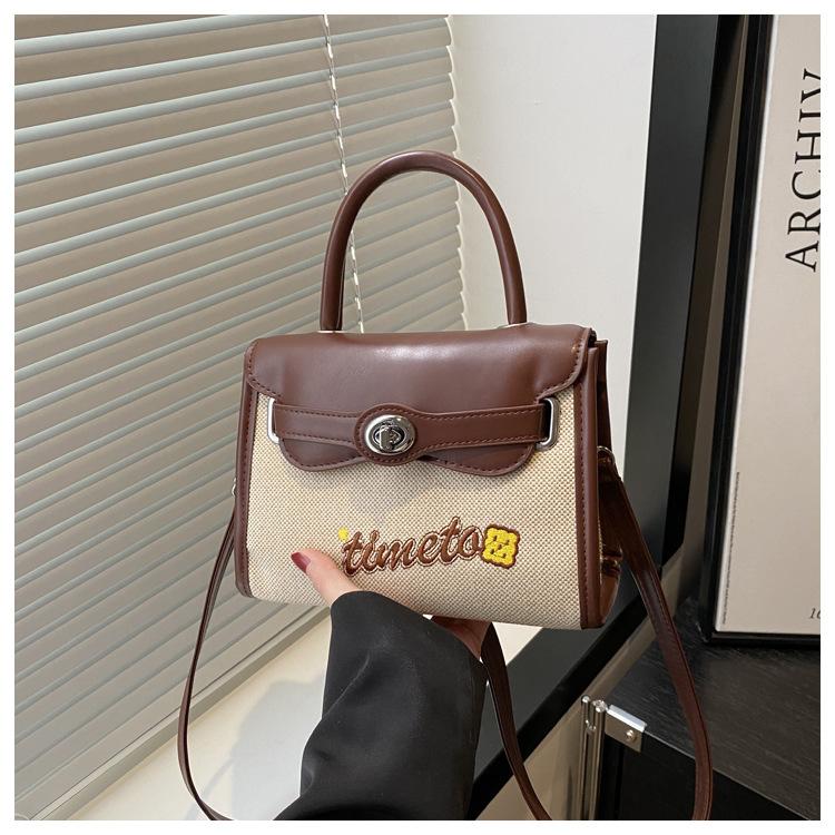 Texture retro, popular fashion this year 2025 letter new color matching crossbody portable shoulder small square bag women
