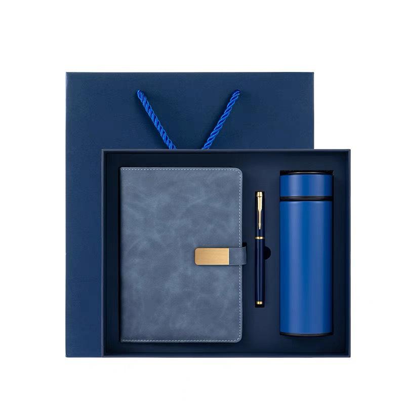 Executive Gift Set: High-Value Insulated Cup & Notebook for Business Offices