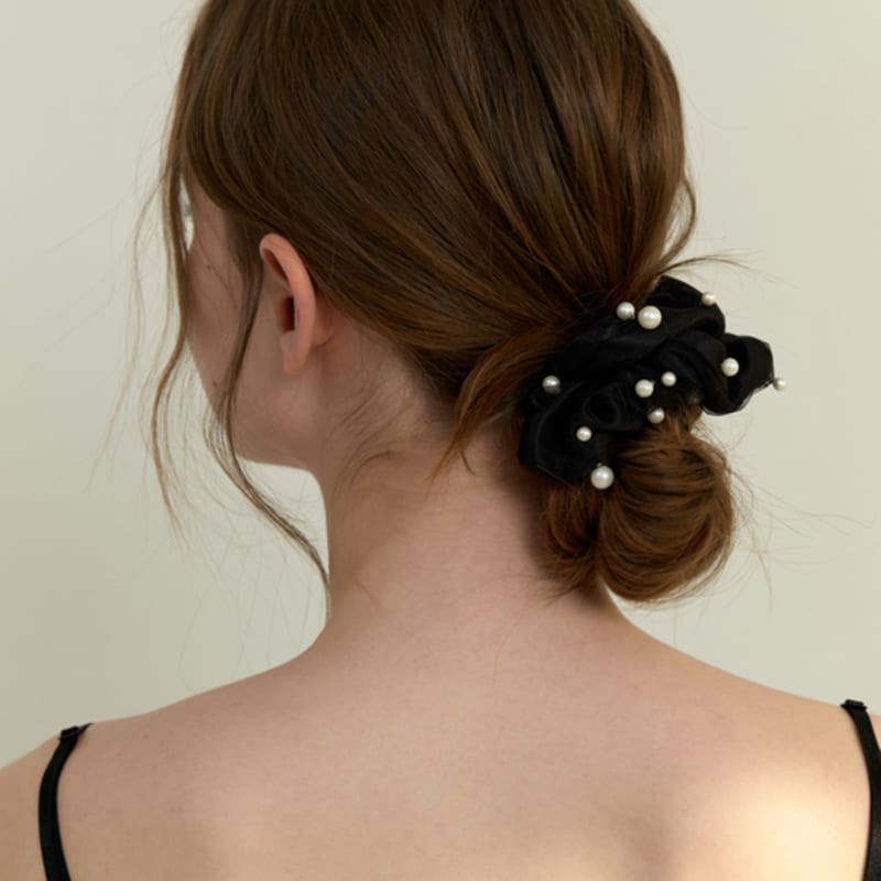 KINDABABY Pearl Milky Way Satin Layered Scrunch