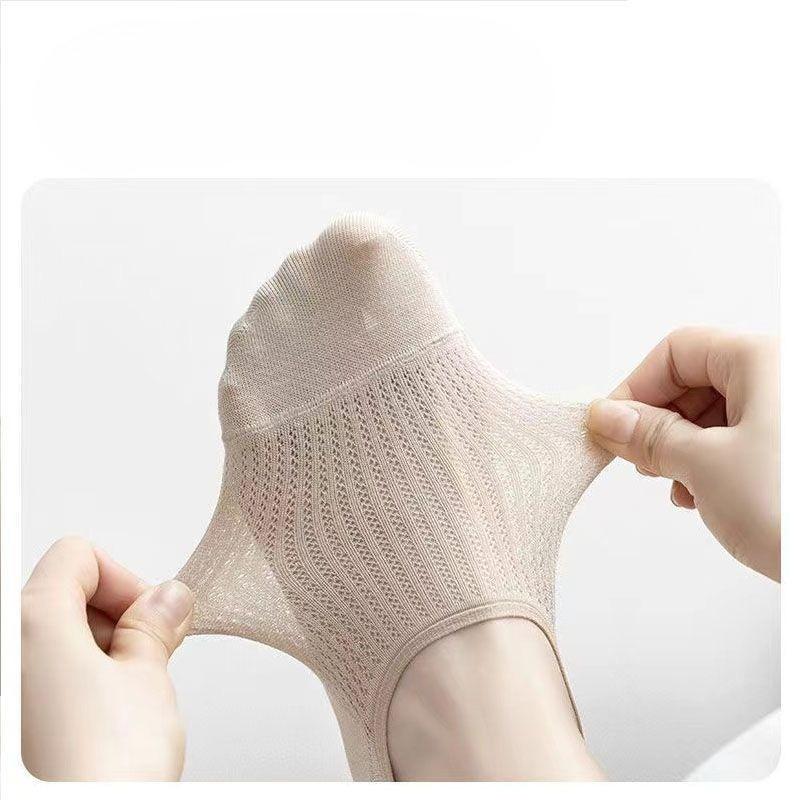 Boat Socks Women's Spring and Summer Thin Breathable Mesh Invisible Socks Solid Color Versatile, Anti-slip and Won't Fall Off with Summer Short Socks