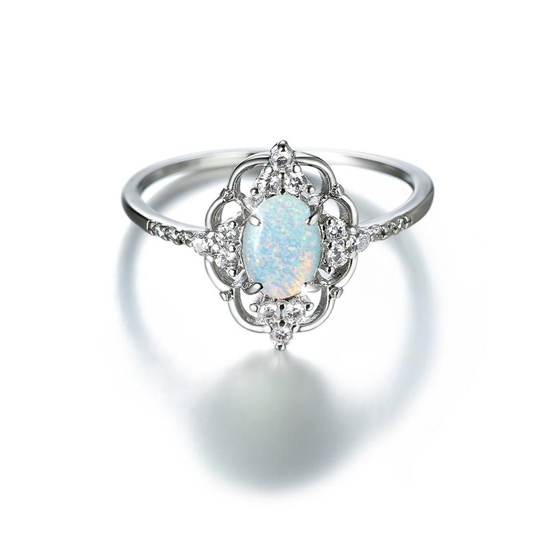 Vintage Hollow Flower Engagement Ring White Blue Oval Stone Delicate Silver Color Rings for Women Bridal Jewelry