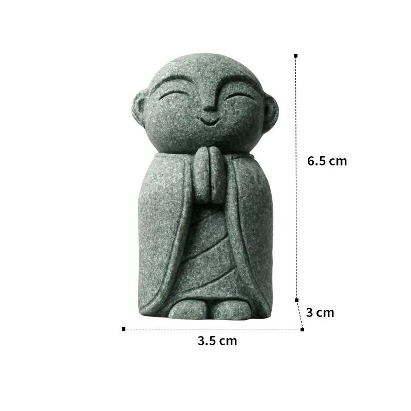 Miniature Monks Figurine Durable Handmade Cute Little Statue for Shrine Bedroom Living Room Car Dashboard Decor