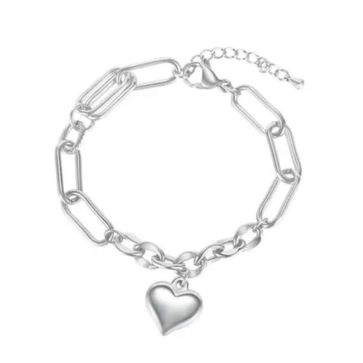 Women s Korean Style Gold Heart Titanium Steel Bracelet - Stylish, Versatile, and Fade-Resistant