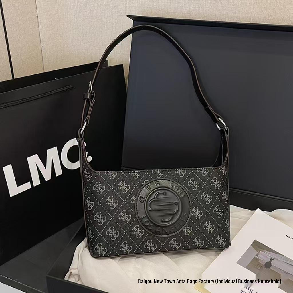 Trendy High-End Women's Niche Fashion Shoulder Crossbody Bag with Versatile Print Letter Design