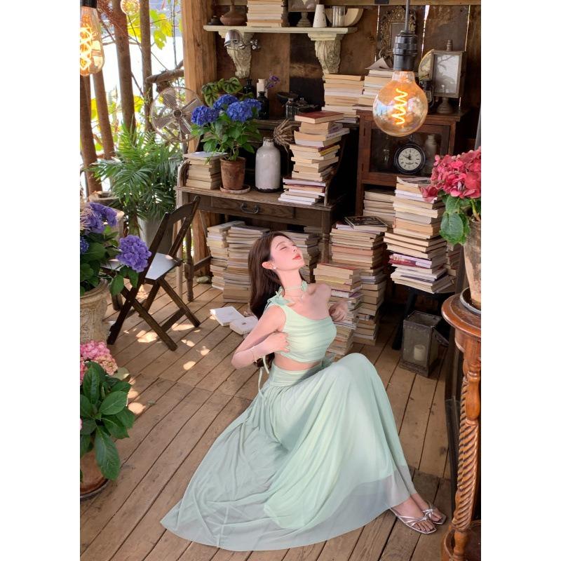 French Niche High-end Cold White Slanted Shoulder Waist Dress Women s Seaside Vacation Super Fairy Dress S светло-зеленый