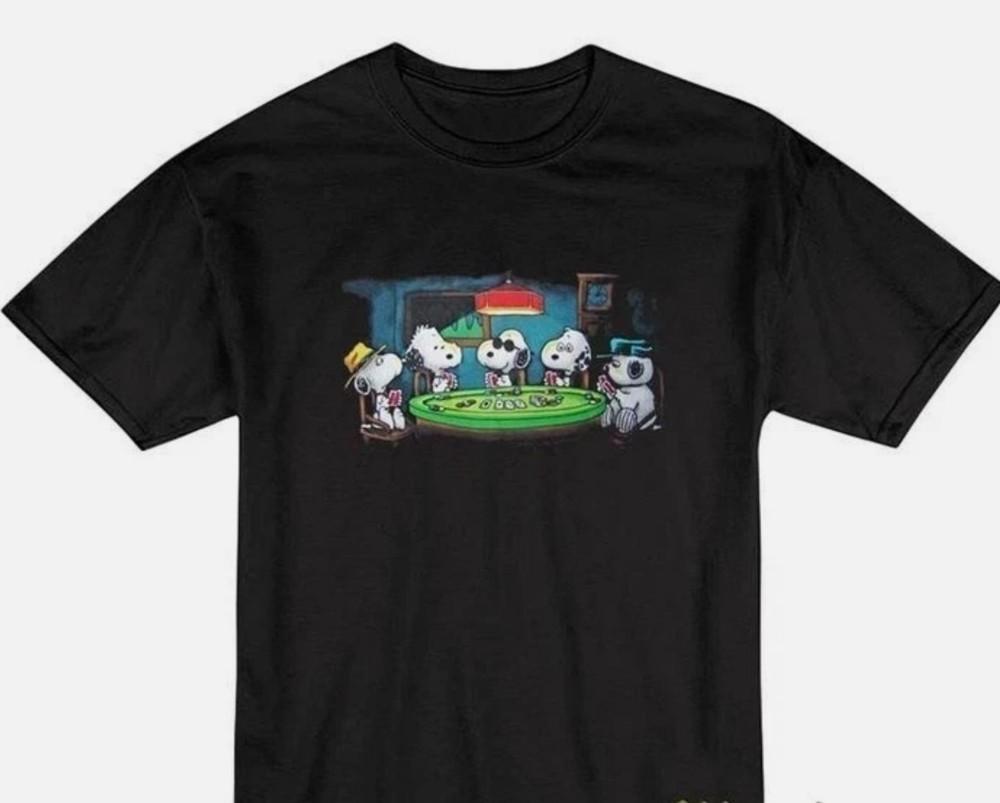 

Vintage Snoopy Poker Playing Cards T-Shirt Gift for fan S-4XL ON TREND Unisex T-Shirt XL