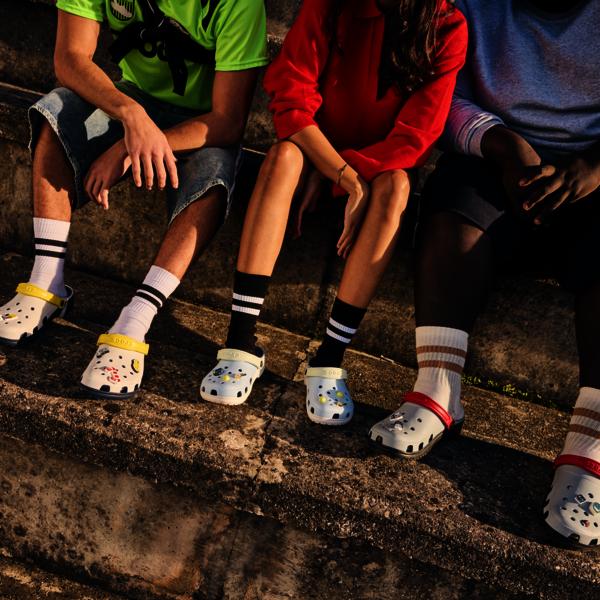 Crocs Classic Retro Sport Clog 211281 100