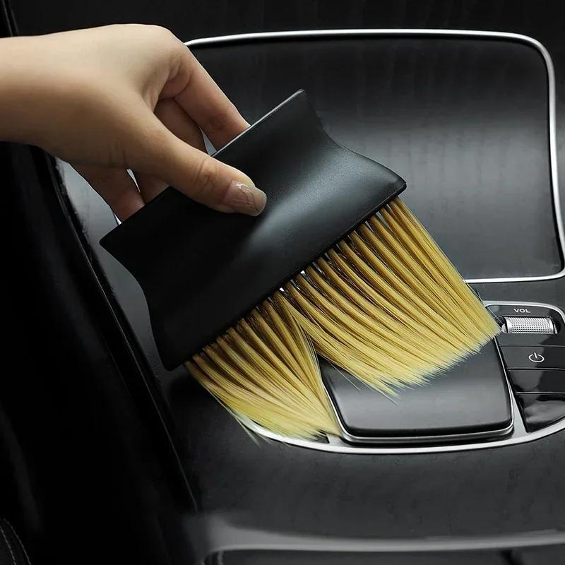 Car Four Seasons General Model Brush Instrument Board Outlet Outlet Body Interior Decoration Dust Brush Clean Hair Brush