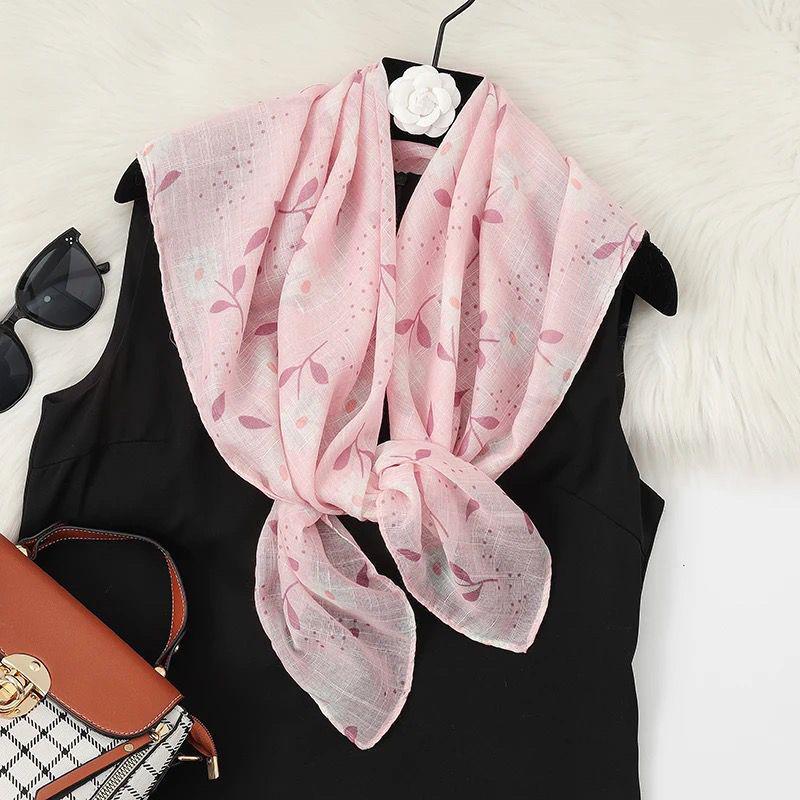 Foulard Leggero in Seta Floreale 90x90 - Sciarpa Decorativa Traspirante per Donna