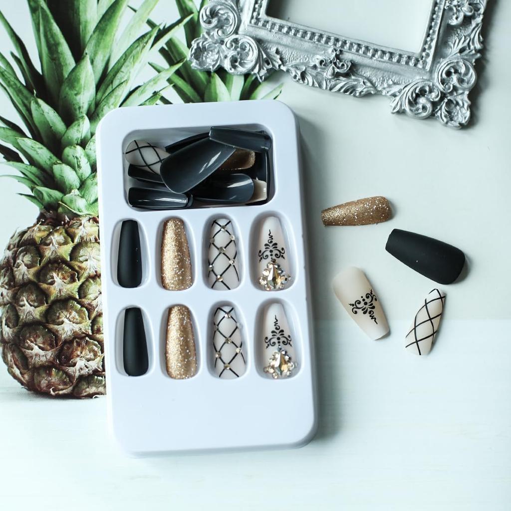 Juego de 24 uñas postizas reutilizables | Ligeras y duraderas | Solución rápida para festivales y ocasiones especiales