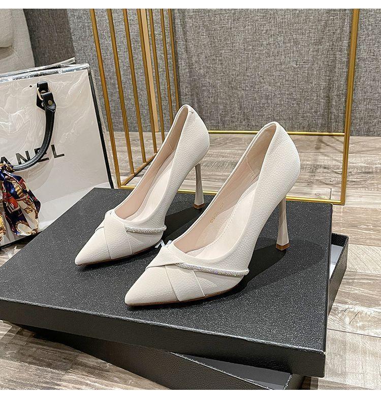 2025 Summer New Fashionable women shoes Ladies' sexy temperament slim heels Simple versatile shallow high-heeled women shoes