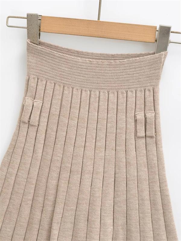 Elegant Korean Style A-Line Knit Skirt: High-Waisted, Slimming, Pleated, Versatile, Age-Reducing - Autumn/Winter 2025 Collection.