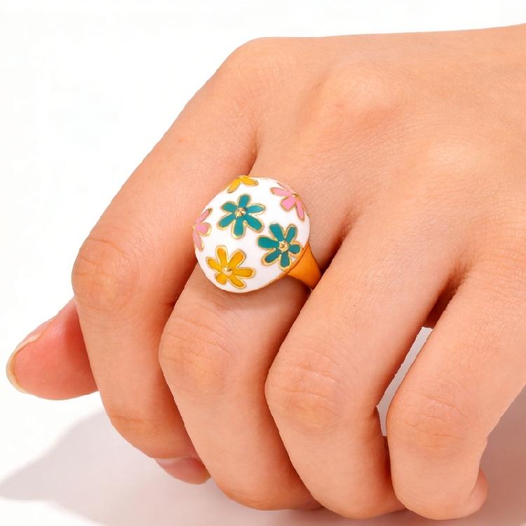Elegant Flower Rings Unique Rings Hand Accessory Stainless Steel Texture Suitable for Parties and Daily Outfits Wear