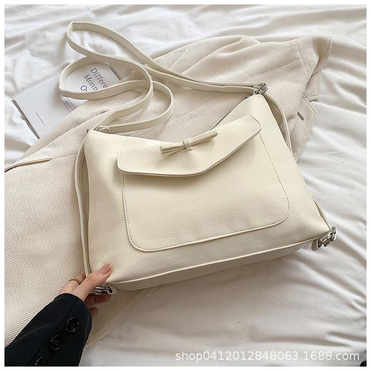 

Niche design backpack bag 2025 new large-capacity fashion shoulder bag casual explosion commuter tote bag белый