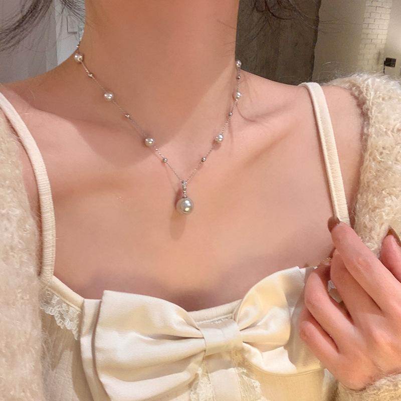 

Жемчужная подвеска с цирконом, слегка инкрустированная, ожерелье, легкая роскошь, высокое чувство моды, темперамент, универсальное, изысканное нишевое украшение для женщин