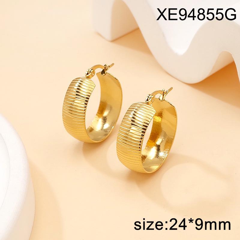18K Gold Plated Titanium Steel Earrings for Women: High-End Luxury European & American Style Ear Cuffs