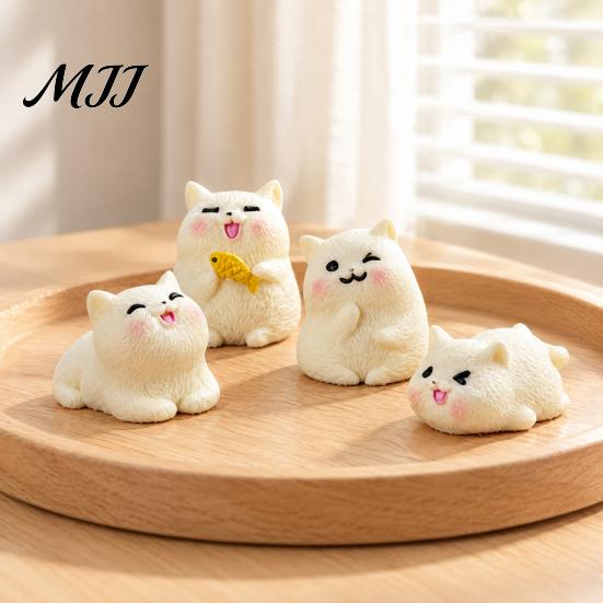 Healing Style Table Decor 4Pcs Mini White Kitten Figurines, Resin Cute Cat Statues, Miniature Ornaments Statues for Micro Landscape, Fairy Garden, DIY