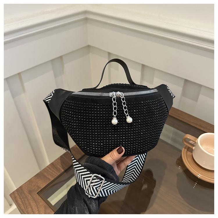 

2023 Женская текстурированная сумка кроссбоди и на плечо со стразами: Стильная сумка и поясная сумка