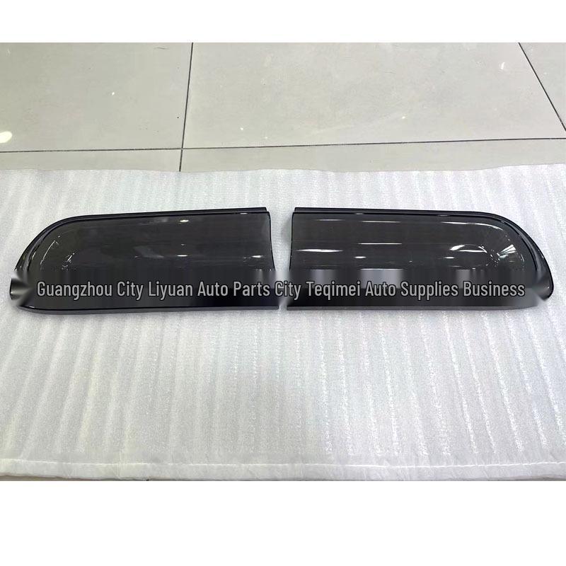 Sada kouřových krytů zadních světel - 4dílná lepicí pro Dodge Challenger (2015–2022)