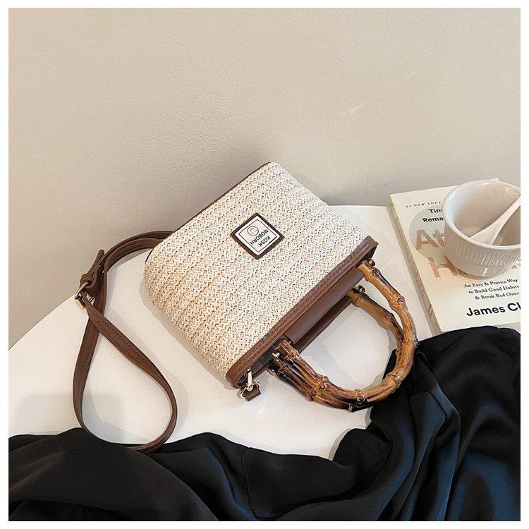 Textured Bamboo Handle Woven Bag for Thailand Tourism and Vacation Fashion Crossbody Straw Woven Bag