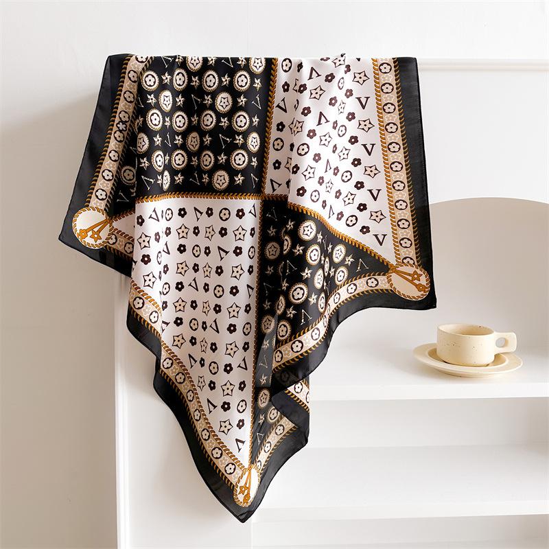 New European and American small square scarf simulation silk scarf headscarf women's spring and summer scarf printed neck protection scarf professi