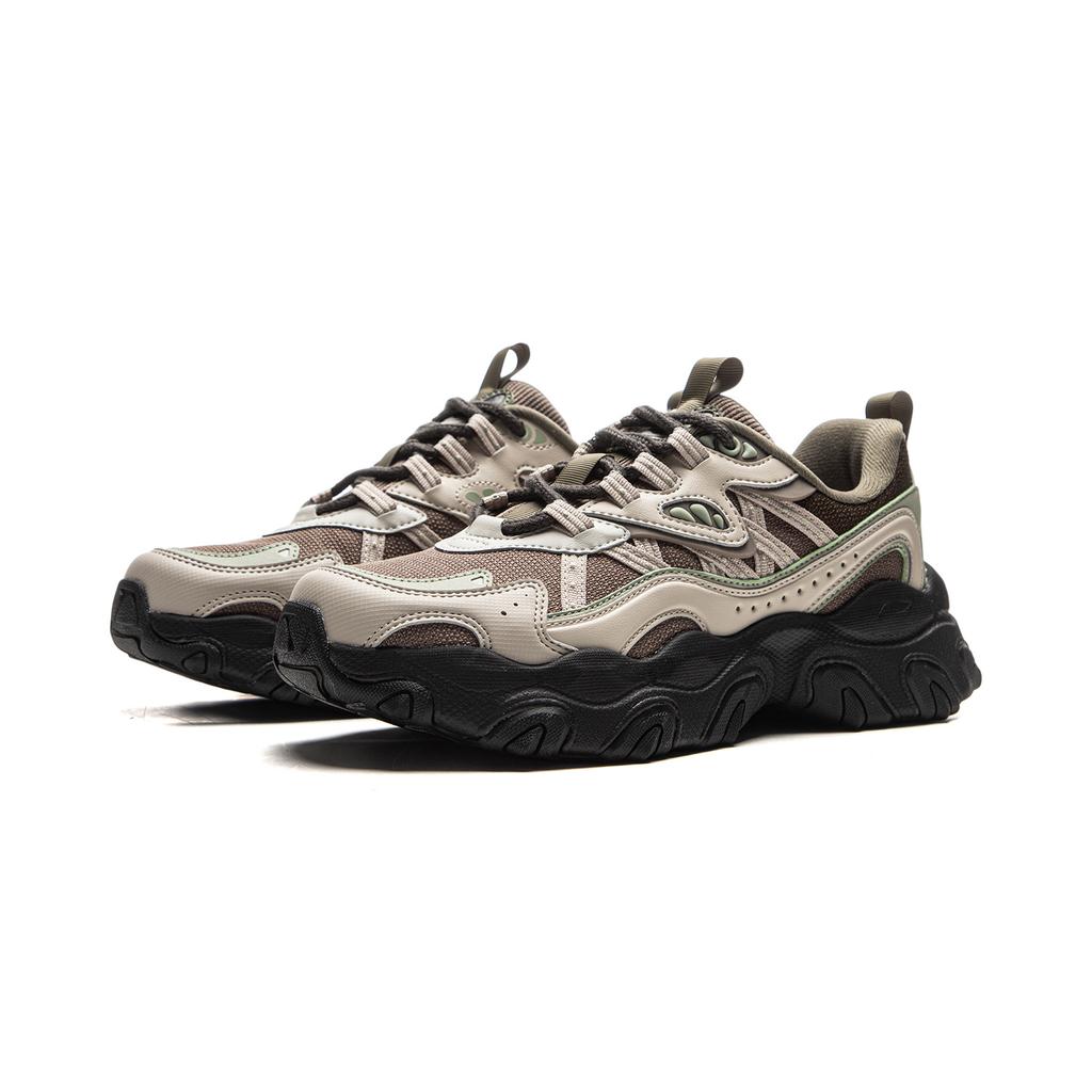 Li Ning Cat Paw Lite3 Slip Resistant, Abrasion Resistant, Breathable, Lightweight, Height Increasing Low Top AGCV390-3