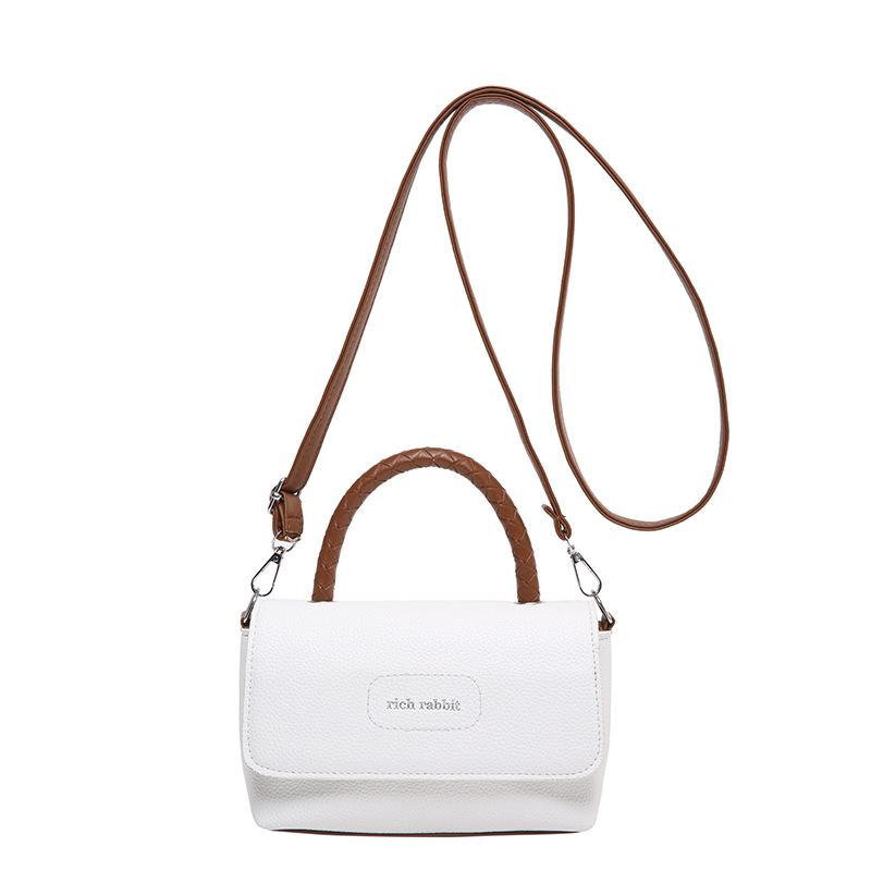 

Fashion texture niche women s bag 2024 new fashion simple casual small square bag single shoulder underarm oblique span bag коричневий