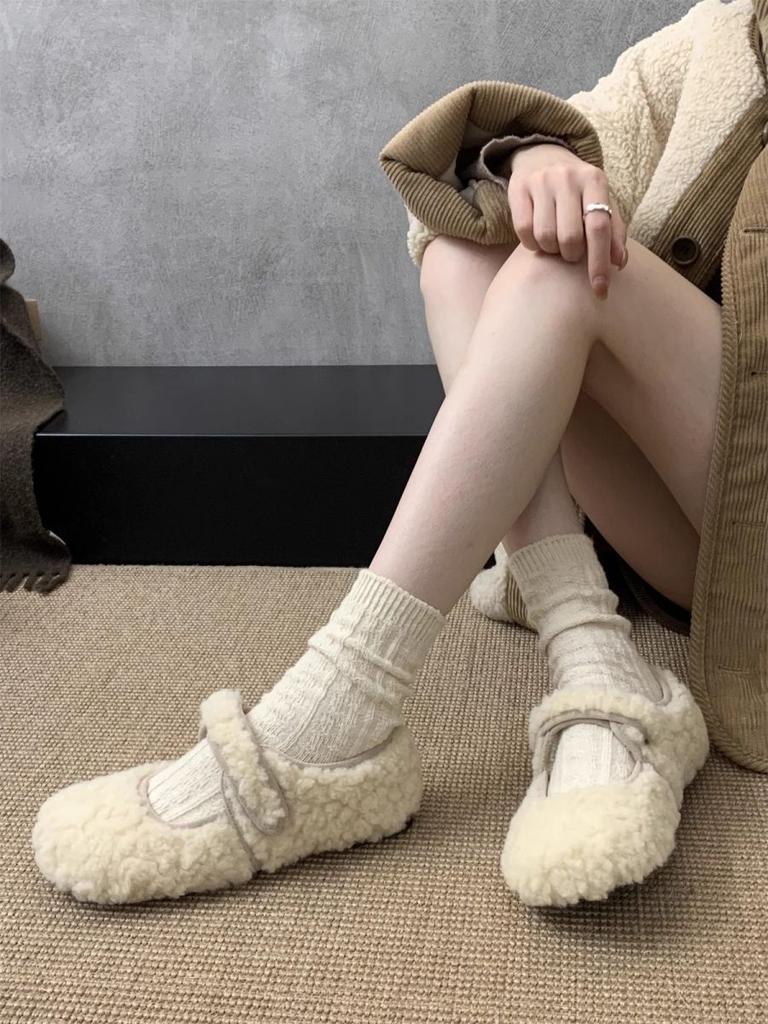 Mao Mao shoes women wear new Korean version fairy wind velvet warm cotton shoes flat Mary Jane foreign style Doudou shoes in winter