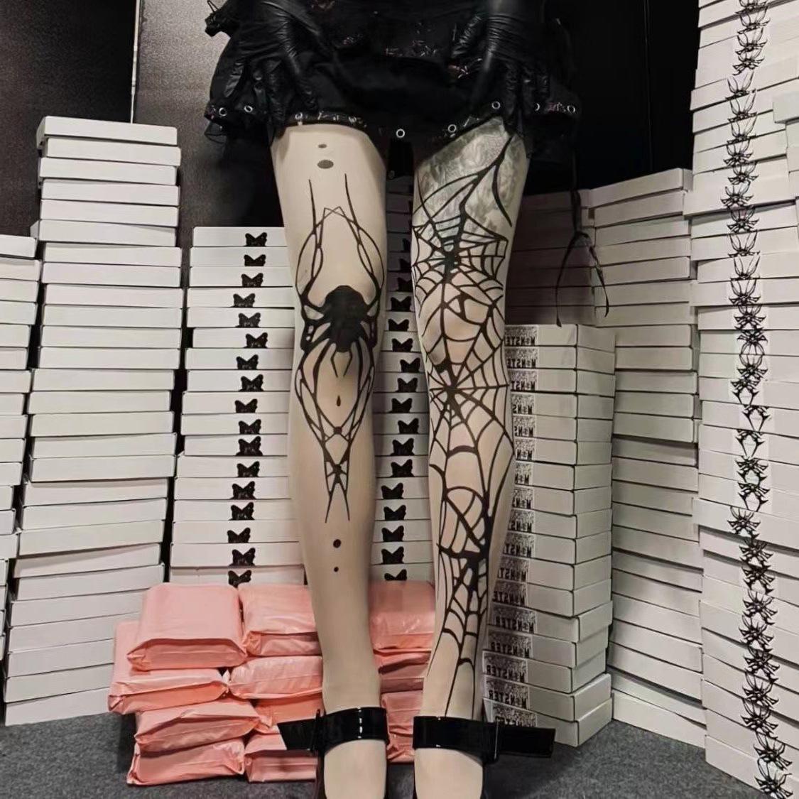 

Хэллоуинские колготки Eclipse с паутиной – Готский Темный Панк Черный Шелк, Дизайн Свободного Кроя One Size