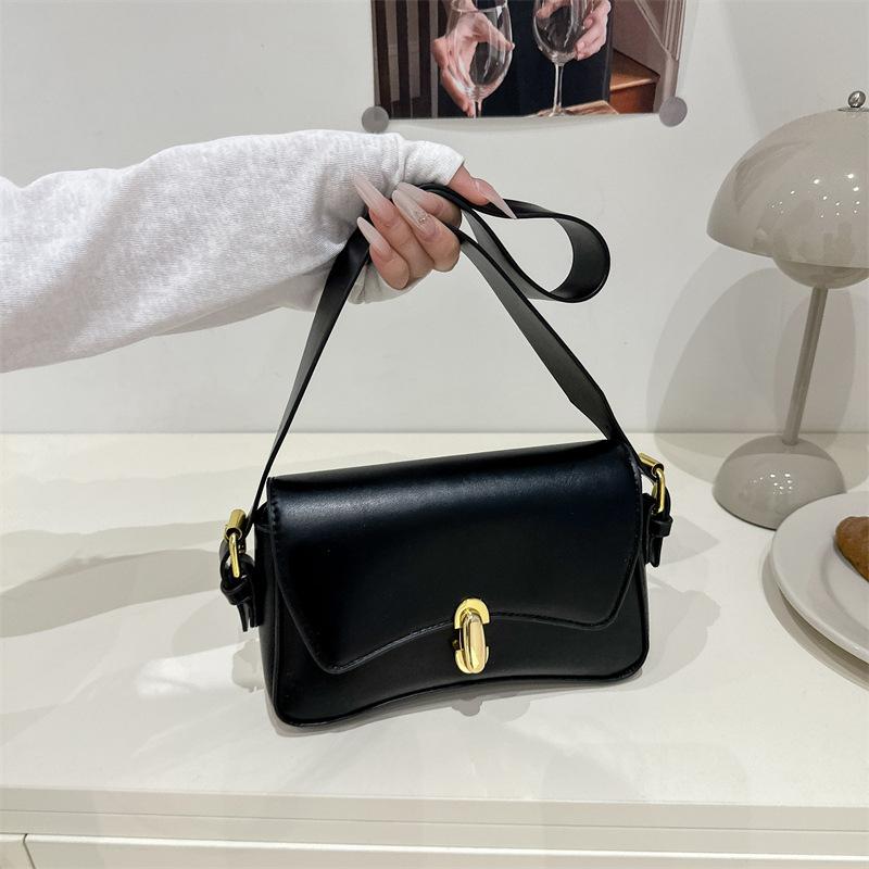 

Модная личность повседневная универсальная маленькая квадратная сумка женская однотонная высококлассный темперамент зарубежный стиль ниша широкий плечевой ремень сумка-мессенджер чёрный