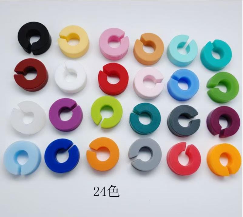 

Silicone Wine Glass Markers, Wine Glass Charms, Silicone Wines Charms for Parties, Saloon, Potlucks, Weddings
