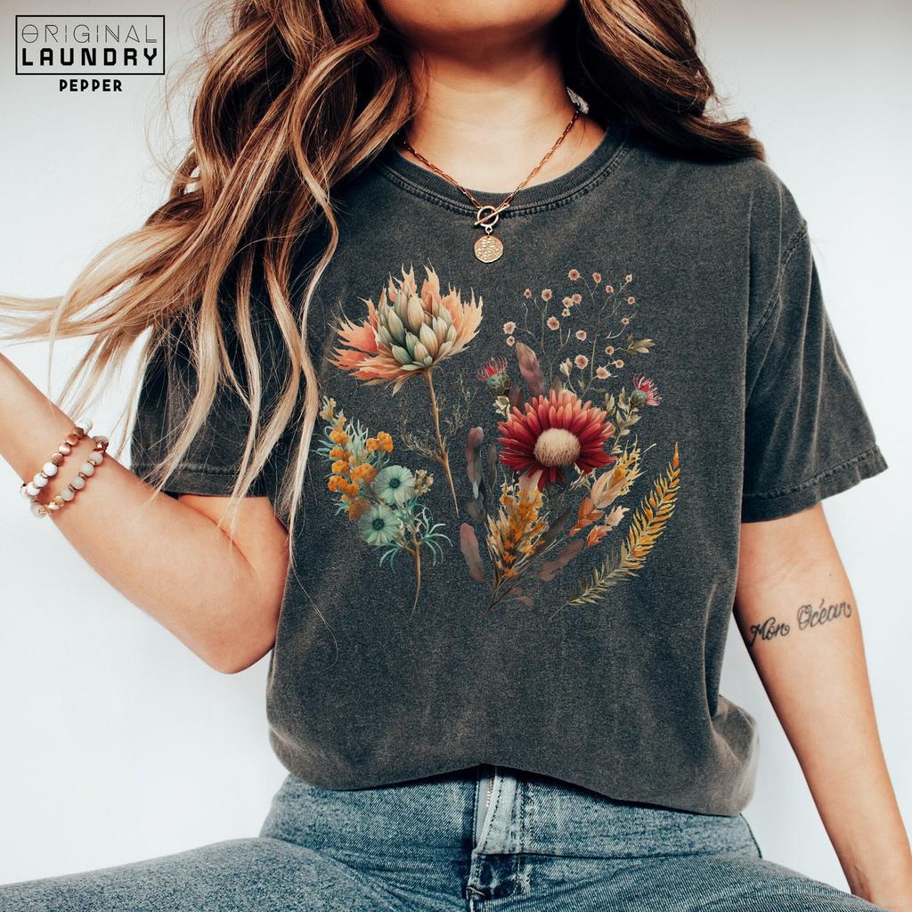 Boho Wildflower T-Shirt – Comfort Colors Botanical Tee