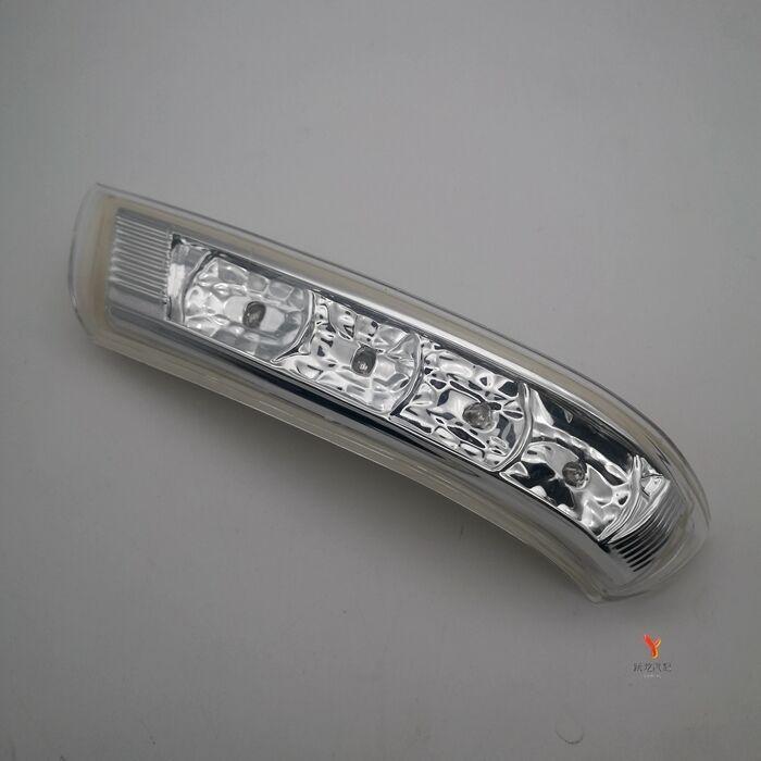 High Quality  Outer Rearview Side Mirror Turn Signal LED Repeater Lamp Right Left for Hyundai Santafe Veracruz Ix55 2007-2012
