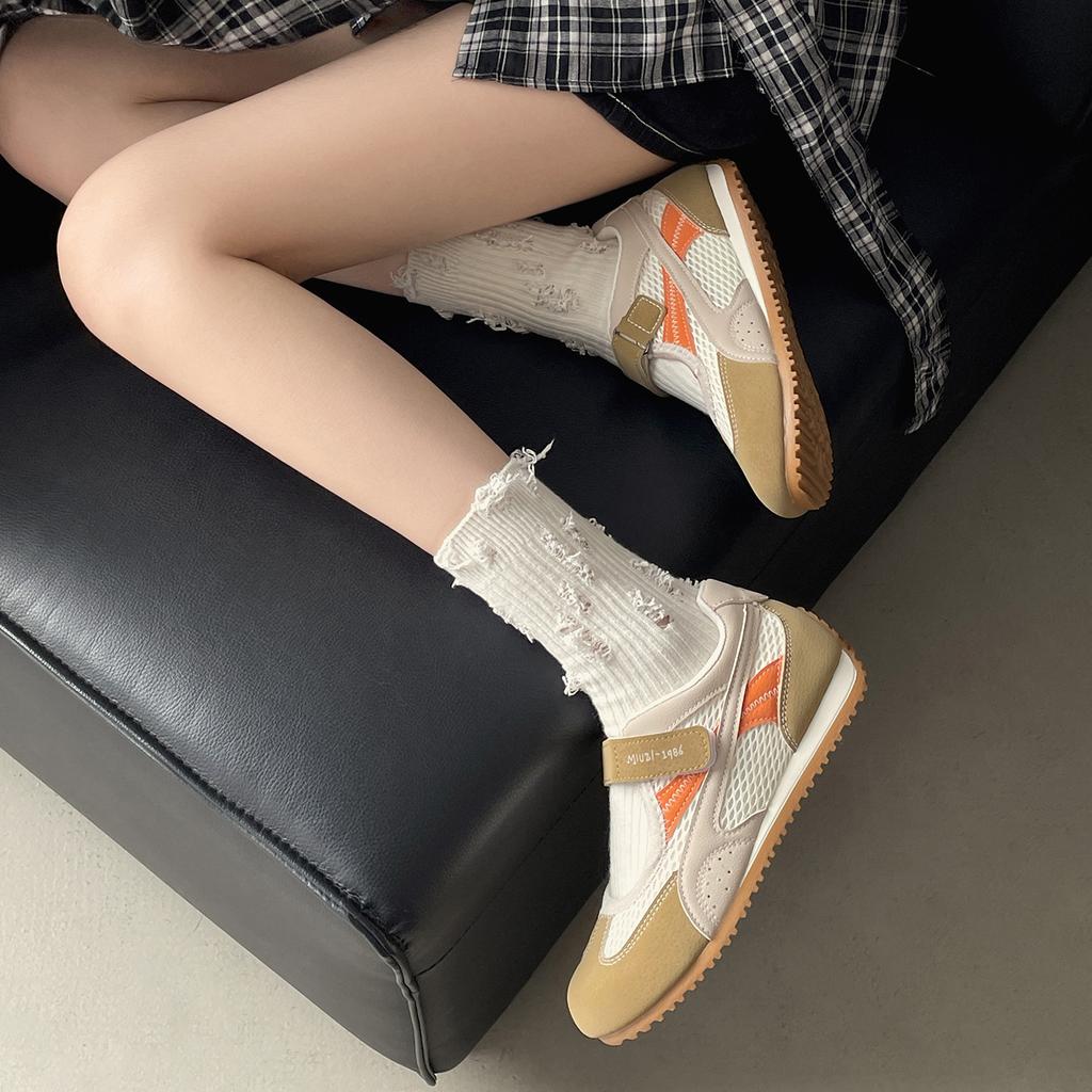 Żółte retro wszechstronne buty treningowe moralne na płaskiej podeszwie z wewnętrznym podwyższeniem wysokości damskie 2025 nowe letnie spódnica płytkie buty Mary Jane