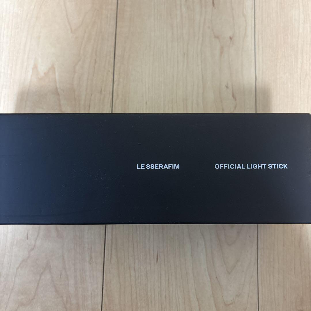 

[USED] LESSERAFIM OFFICIAL LIGHT STICK
