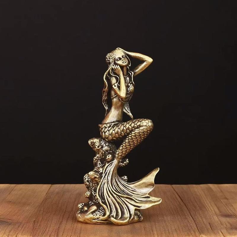Miniaturowa Mosiężna Figurka Syreny Postać z Bajki Statuetka Księżniczki Syreny Kreatywna Dekoracja Domu do Pokojów Dziewczęcych Prezent Niespodzianka
