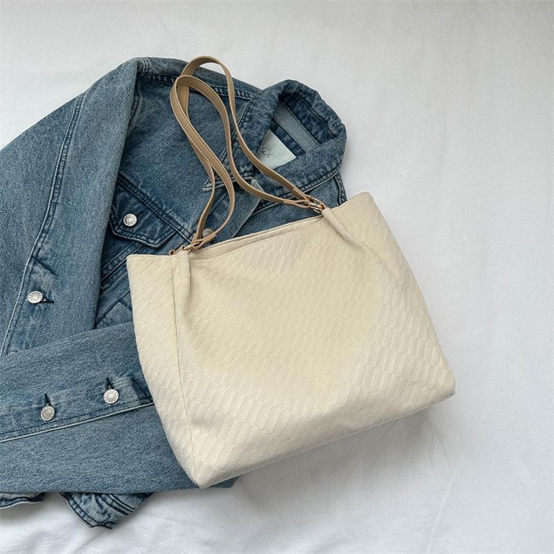 Bag Women's Spring 2025 New Trendy Fashion Tote Bag Large Capacity Texture Simple Niche Portable Shoulder Bag