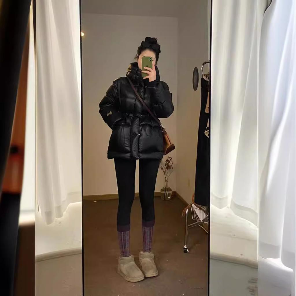 Black gold down jacket women's short annual new white duck down, thin waist black winter coat