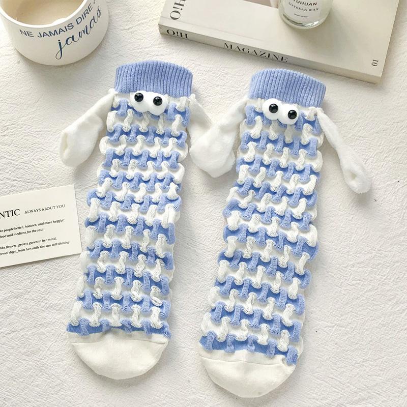 1Pair Magnetic Skin-friendly Big Eyes Dopamine Hand-in-hand Socks Comfortable Plaid Pattern Cartoon Couple Socks Warm Colorful