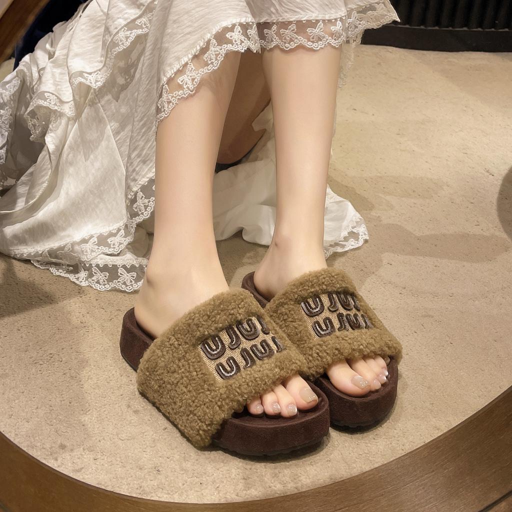 Thick Bottom Fluffy Slippers Women Wear 2025 New Autumn and Winter Lamb Fluffy Internet Celebrity Fashion Home Cotton Slippers